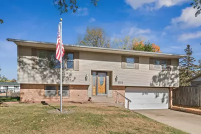 1322 17th Street W, Hastings, MN 55033 - Photo 1