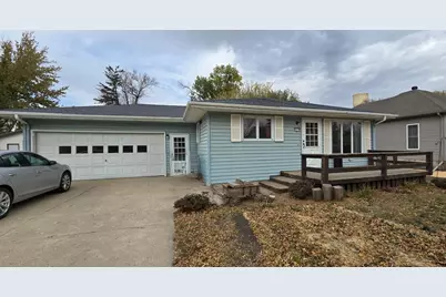 419 E Main Street, Pipestone, MN 56164 - Photo 1