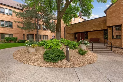 1830 Eagle Ridge Drive #3005, Mendota Heights, MN 55118 - Photo 1