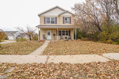 415 19th Street N, Moorhead, MN 56560 - Photo 1