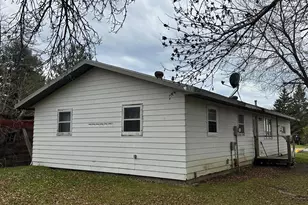 330 Meloney Ave, Williams, MN 56686 - Photo 1