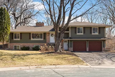 6201 Schaefer Circle, Edina, MN 55436 - Photo 1