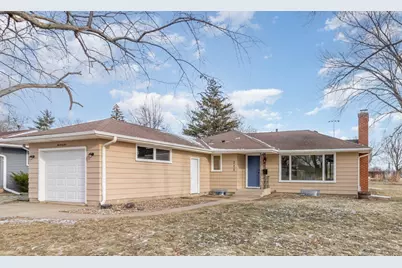 225 S Elk Street, Belle Plaine, MN 56011 - Photo 1