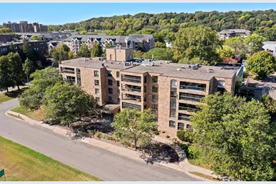 2221 Youngman Avenue #202, Saint Paul, MN 55116 - Photo 1