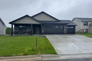 117 Fairway St., Zumbrota, MN 55992 - Photo 1