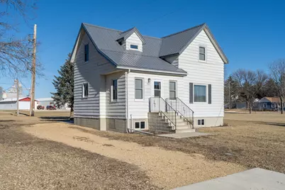 303 E Main St, Vernon Center, MN 56090 - Photo 1