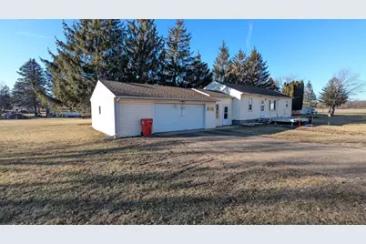 2416 16th Avenue SE, Austin, MN 55912 - Photo 1