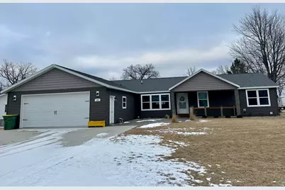 184 Shoreview Drive, Cottonwood, MN 56229 - Photo 1