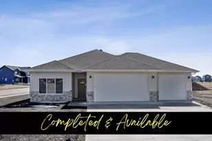 333 48th Ave S, Moorhead, MN 56560 - Photo 1