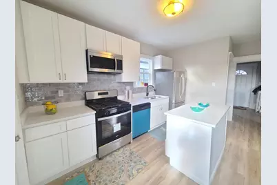 1204 Sherburne Avenue, Saint Paul, MN 55104 - Photo 1