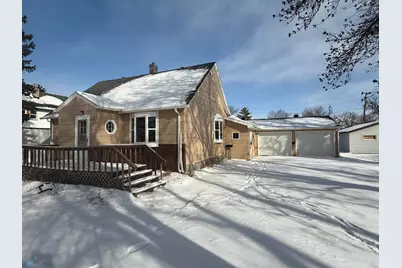 818 12th Street N, Breckenridge, MN 56520 - Photo 1