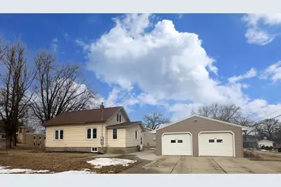 102 1st Avenue NE, Dodge Center, MN 55927 - Photo 1