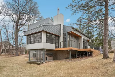 925 Ithaca Lane N, Plymouth, MN 55447 - Photo 1