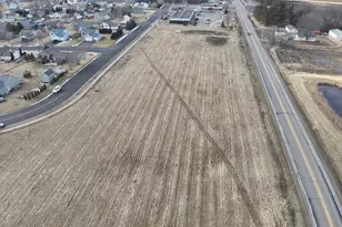 253 Jennifer Rae Jct N, Roberts, WI 54023 - Photo 1