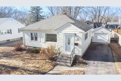 127 E Street, Marshall, MN 56258 - Photo 1