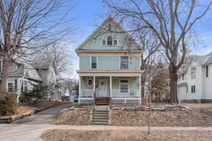 1068 13th Ave SE, Minneapolis, MN 55414 - Photo 1