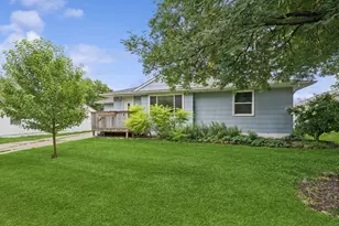 421 NW 2nd St, Buffalo Lake, MN 55314 - Photo 1