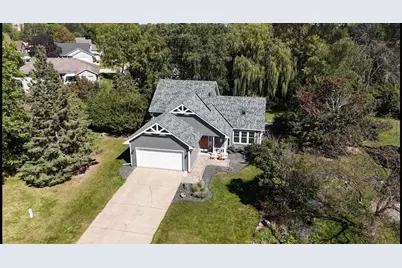 7906 27th Street N, Oakdale, MN 55128 - Photo 1