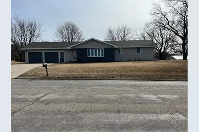 404 Lakeview Street S, Lake Benton, MN 56149 - Photo 1