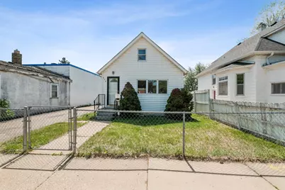 574 Burgess Street, Saint Paul, MN 55103 - Photo 1