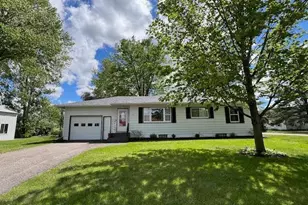 314 6th St NW, Little Falls, MN 56345 - Photo 1