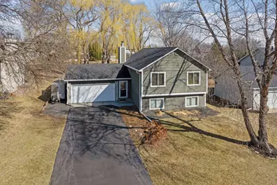 18912 Pennington Avenue, Eden Prairie, MN 55346 - Photo 1