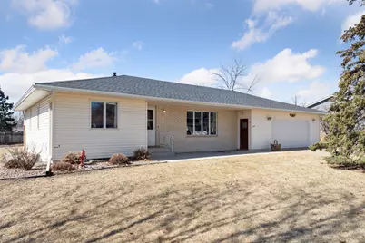 326 S Chestnut Street, Belle Plaine, MN 56011 - Photo 1