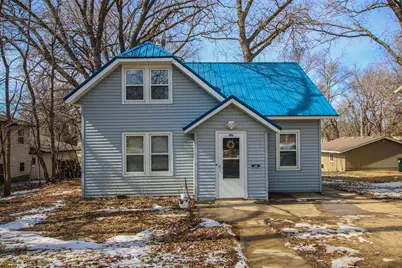 916 Kenwood Street, Alexandria, MN 56308 - Photo 1