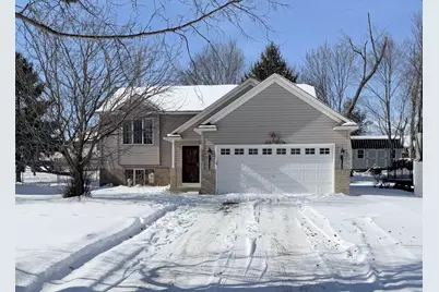 709 Isanti Parkway NW, Isanti, MN 55040 - Photo 1