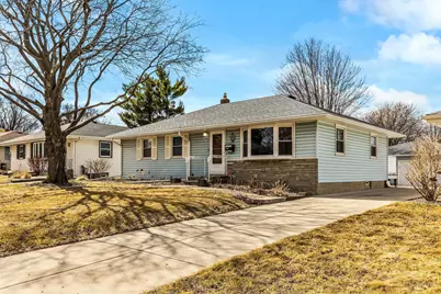 831 20th Avenue N, South Saint Paul, MN 55075 - Photo 1