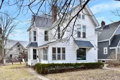 1113 W Howard Street, Winona, MN 55987 - Photo 1