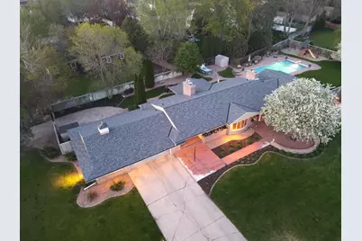 950 Rice Avenue SW, Willmar, MN 56201 - Photo 1