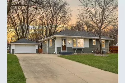 7048 90th Street S, Cottage Grove, MN 55016 - Photo 1