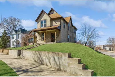 1730 5th Street NE, Minneapolis, MN 55413 - Photo 1