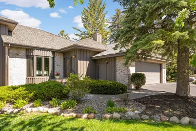 926 S Highview Circle, Mendota Heights, MN 55118 - Photo 1