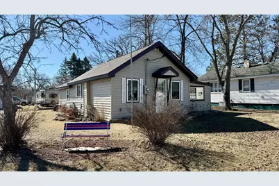 318 Main Street SE, Menahga, MN 56464 - Photo 1