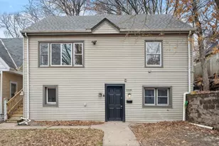 1119 6th St E, Saint Paul, MN 55106 - Photo 1