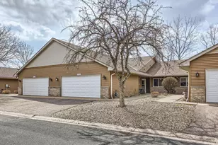 7115 Ivy Ridge Ln Ln, Lino Lakes, MN 55014 - Photo 1