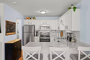 1324 Pembrooke Ln, Waconia, MN 55387 - Photo 1