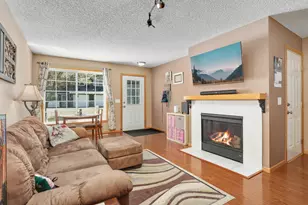 105 Horizon Dr SE, New Prague, MN 56071 - Photo 1