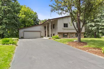 9824 Squire Lane, Eden Prairie, MN 55347 - Photo 1