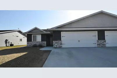 306 11th Street N, Goodhue, MN 55027 - Photo 1