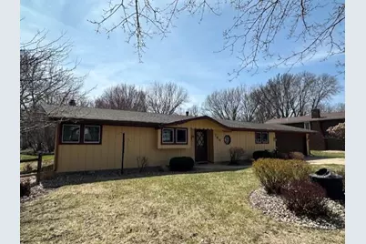 769 17th Street, Windom, MN 56101 - Photo 1