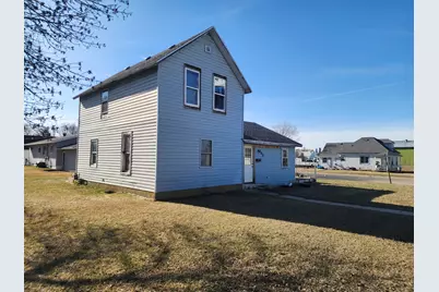202 1st Street NE, Wadena, MN 56482 - Photo 1