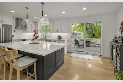 5750 Thomas Circle S, Minneapolis, MN 55410 - Photo 1