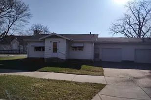 522 6th Ave, Madison, MN 56256 - Photo 1