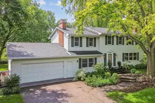 15325 Holdridge Dr E, Minnetonka, MN 55391 - Photo 1