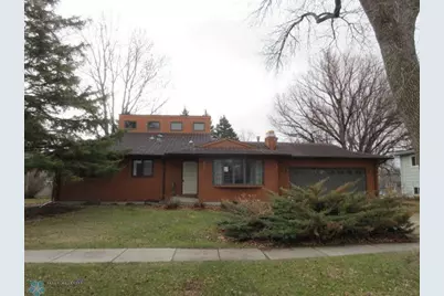 3307 Elm Street N, Fargo, ND 58102 - Photo 1