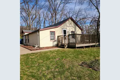 307 Bluff Avenue, Saint Charles, MN 55972 - Photo 1