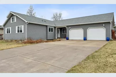 911 Slate Street, Cloquet, MN 55720 - Photo 1